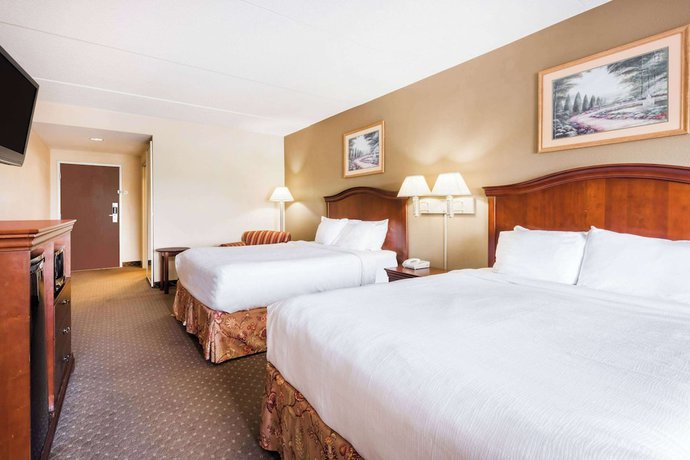 Imagen de la habitación del Hotel Ramada By Wyndham Harrisburg/hershey Area. Foto 17