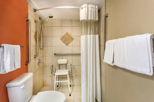 Imagen de la habitación del Hotel Ramada By Wyndham Harrisonburg. Foto 6