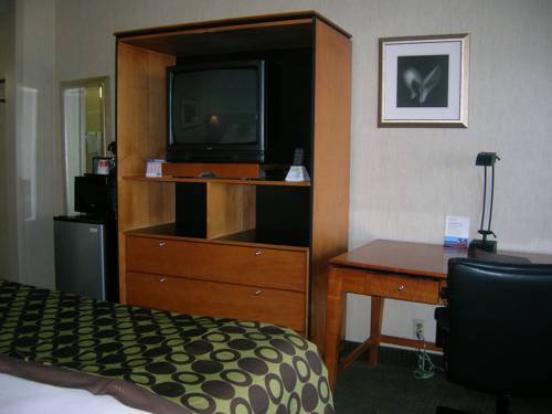 Imagen de la habitación del Hotel Ramada By Wyndham Harrisonburg. Foto 10