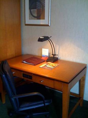 Imagen de la habitación del Hotel Ramada By Wyndham Harrisonburg. Foto 14