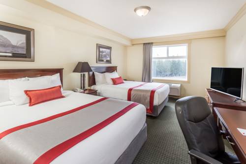 Imagen de la habitación del Hotel Ramada By Wyndham Hinton. Foto 16