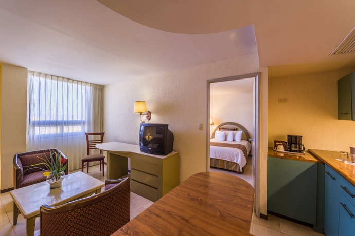 Imagen de los interiores del Hotel Ramada By Wyndham Hola Culiacan. Foto 15