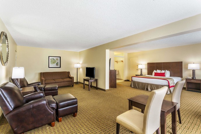 Imagen de la habitación del Hotel Ramada By Wyndham Houma. Foto 8