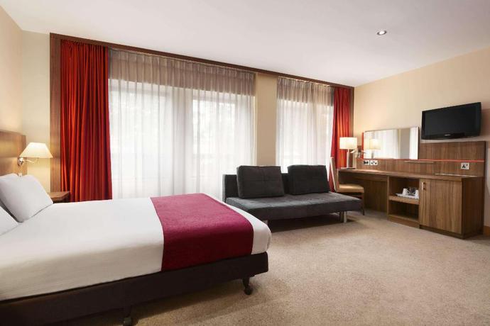 Imagen de la habitación del Hotel Ramada By Wyndham Hounslow - Heathrow East. Foto 16