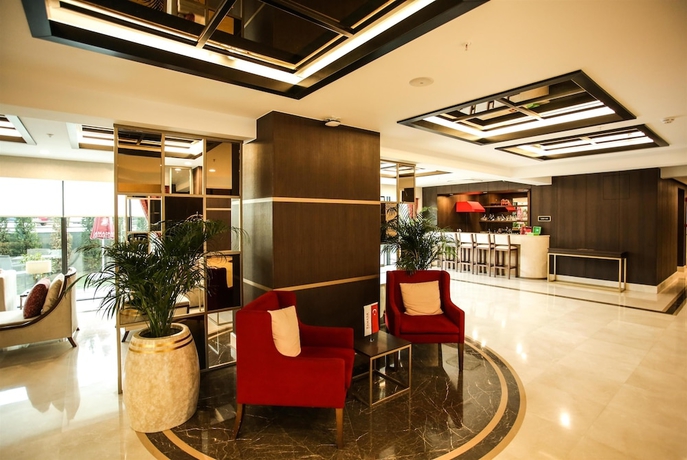 Imagen de los interiores del Hotel Ramada By Wyndham Isparta. Foto 16