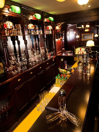 Imagen del bar/restaurante del Hotel Ramada By Wyndham Istanbul Florya. Foto 7