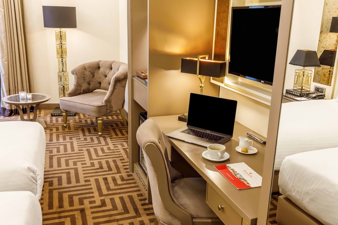 Imagen de la habitación del Hotel Ramada By Wyndham Istanbul Golden Horn. Foto 2