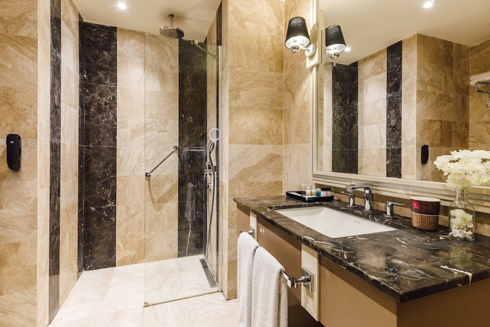 Imagen de la habitación del Hotel Ramada By Wyndham Istanbul Golden Horn. Foto 9