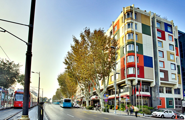 Imagen general del Hotel Ramada By Wyndham Istanbul Old City. Foto 1