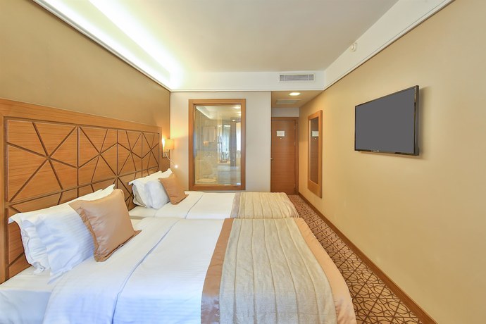 Imagen de la habitación del Hotel Ramada By Wyndham Istanbul Taksim. Foto 8