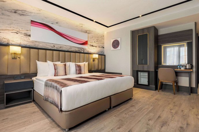 Imagen de la habitación del Hotel Ramada By Wyndham Istanbul Umraniye. Foto 7