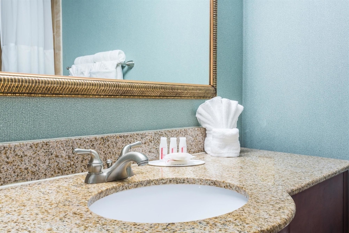 Imagen de la habitación del Hotel Ramada By Wyndham Jacksonville I-95 By Butler Blvd. Foto 6