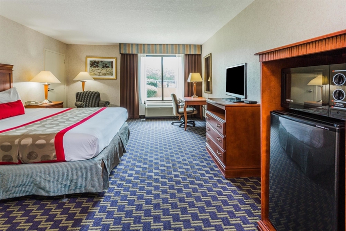 Imagen de la habitación del Hotel Ramada By Wyndham Jacksonville I-95 By Butler Blvd. Foto 8