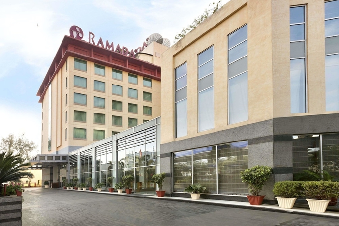 Imagen general del Hotel Ramada By Wyndham Jaipur. Foto 1