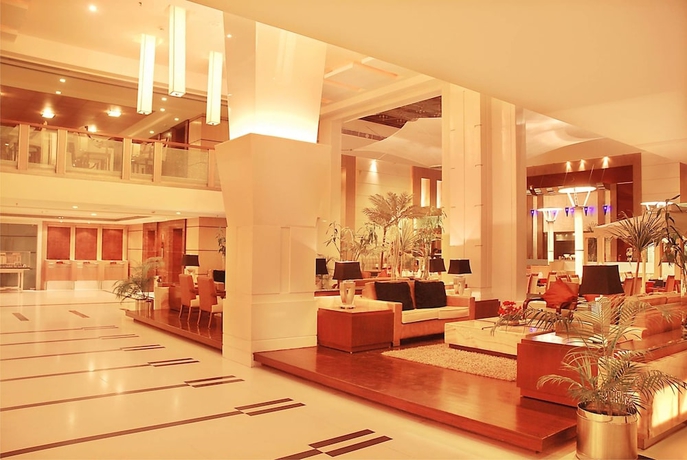 Imagen de los interiores del Hotel Ramada By Wyndham Jaipur. Foto 17