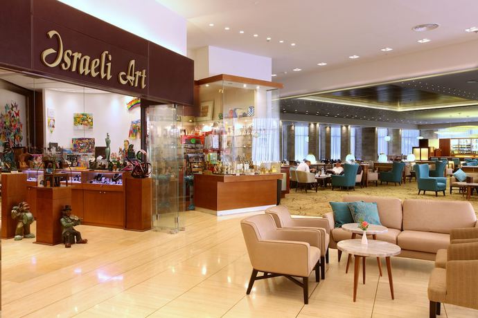 Imagen de los interiores del Hotel Ramada By Wyndham Jerusalem. Foto 17