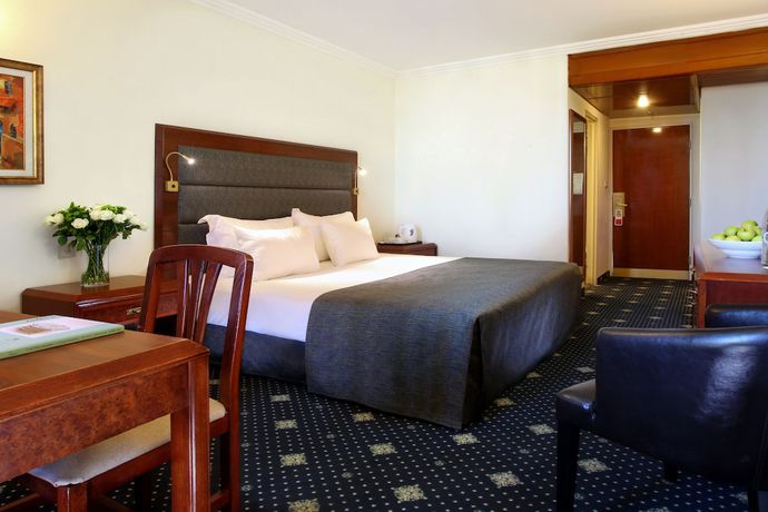 Imagen de la habitación del Hotel Ramada By Wyndham Jerusalem. Foto 7