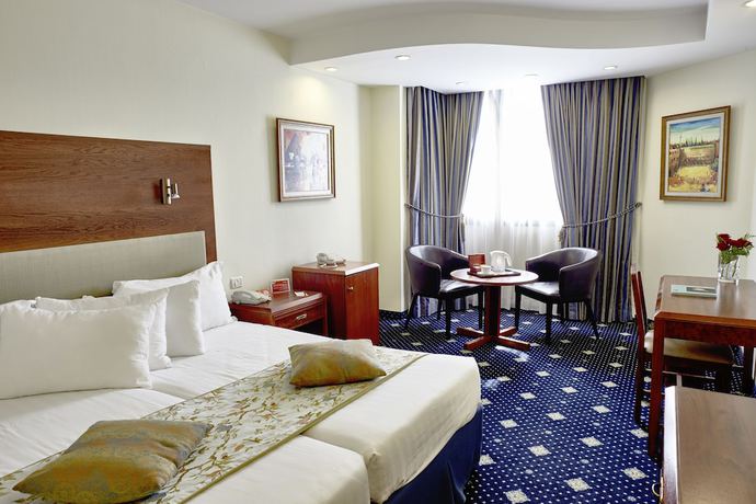 Imagen de la habitación del Hotel Ramada By Wyndham Jerusalem. Foto 10