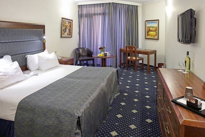 Imagen de la habitación del Hotel Ramada By Wyndham Jerusalem. Foto 12