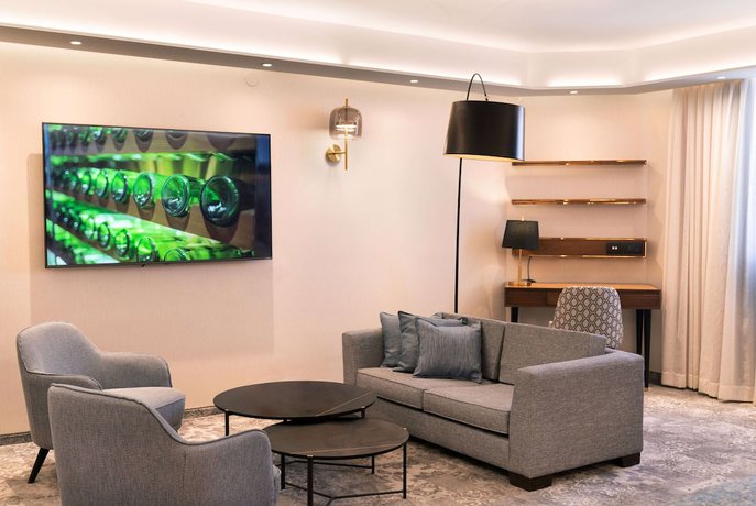 Imagen de la habitación del Hotel Ramada By Wyndham Jerusalem. Foto 15