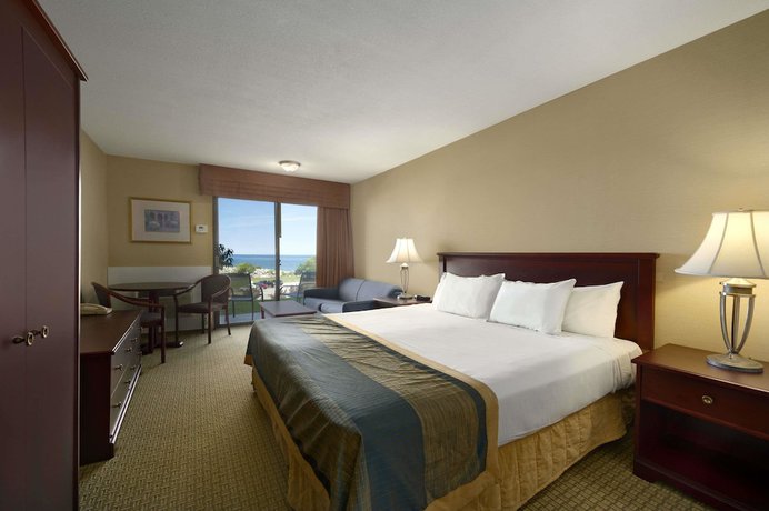 Imagen de la habitación del Hotel Ramada By Wyndham Jordan/beacon Harbourside Resort. Foto 2