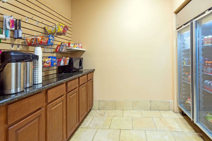 Imagen de los interiores del Hotel Ramada By Wyndham Lake Placid. Foto 15