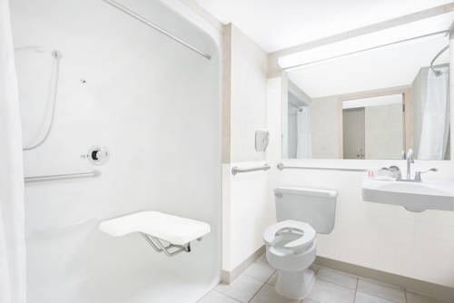 Imagen de la habitación del Hotel Ramada By Wyndham Lexington North & Conferen. Foto 8