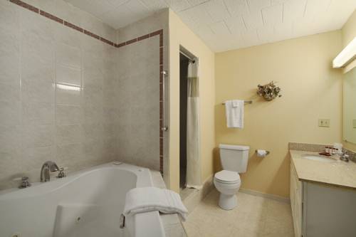 Imagen de la habitación del Hotel Ramada By Wyndham Ligonier. Foto 4
