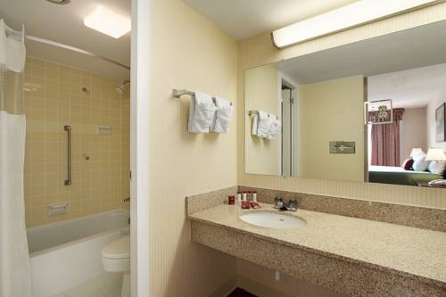 Imagen de la habitación del Hotel Ramada By Wyndham Ligonier. Foto 12