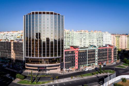 Imagen general del Hotel Ramada By Wyndham Lisbon. Foto 2