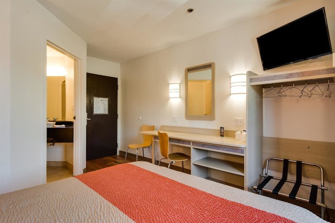 Imagen de la habitación del Hotel Ramada By Wyndham Lithia Springs Atlanta. Foto 6
