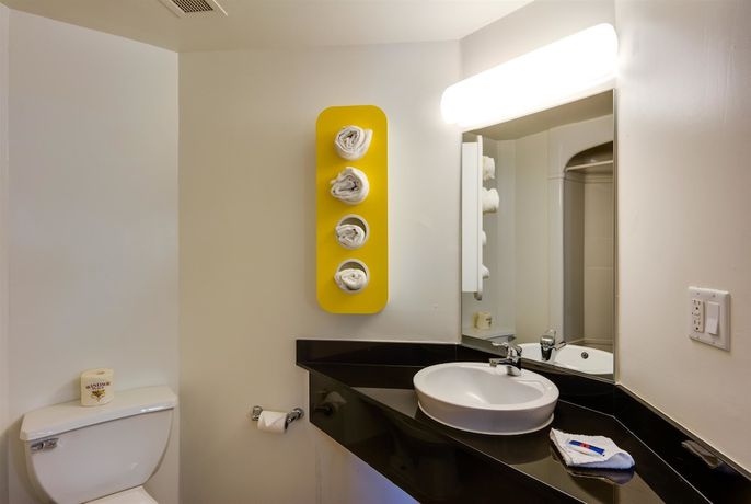Imagen de la habitación del Hotel Ramada By Wyndham Lithia Springs Atlanta. Foto 13