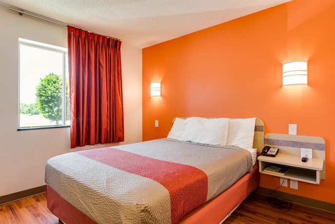 Imagen de la habitación del Hotel Ramada By Wyndham Lithia Springs Atlanta. Foto 15