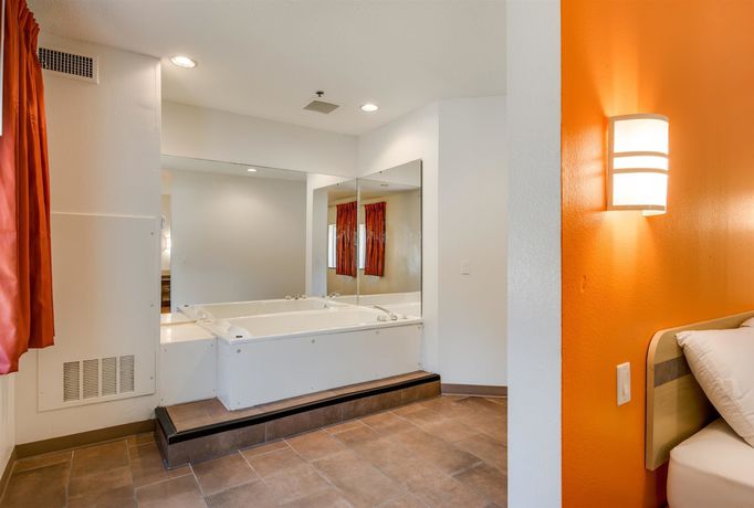 Imagen de la habitación del Hotel Ramada By Wyndham Lithia Springs Atlanta. Foto 16
