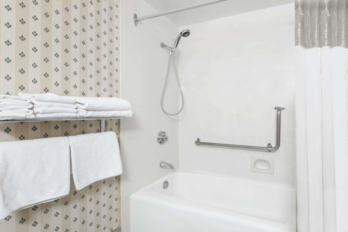 Imagen de la habitación del Hotel Ramada By Wyndham London. Foto 2