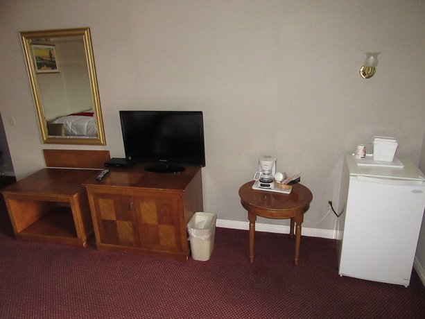 Imagen de la habitación del Hotel Ramada By Wyndham Los Angeles/koreatown West. Foto 3