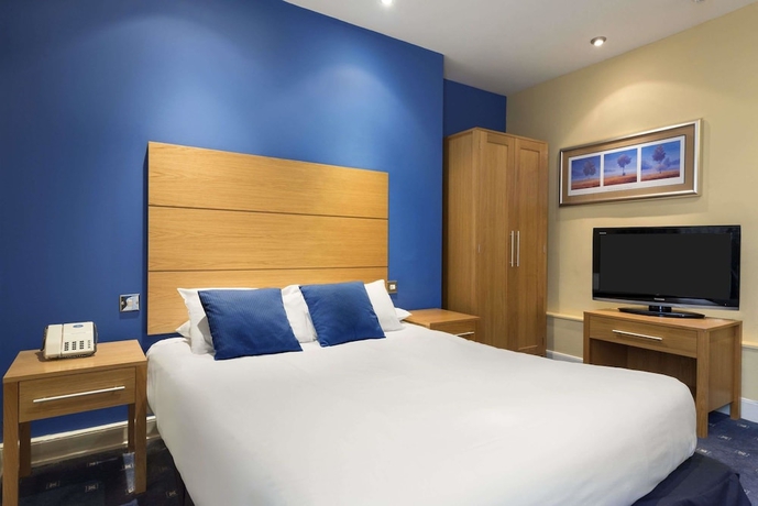 Imagen de la habitación del Hotel Ramada By Wyndham Loughborough. Foto 7