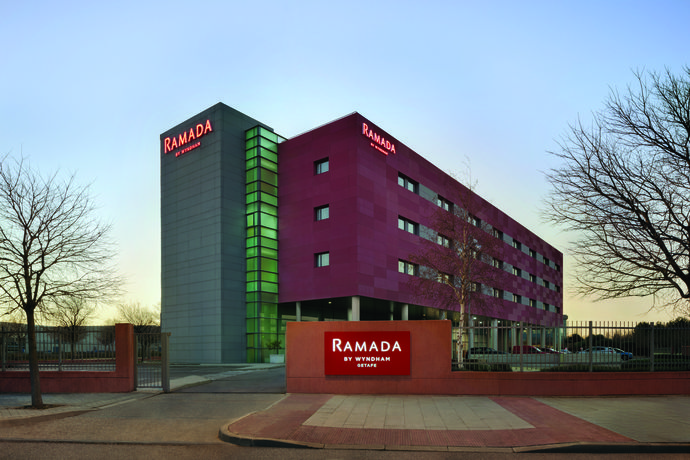 Imagen general del Hotel Ramada By Wyndham Madrid Getafe. Foto 6