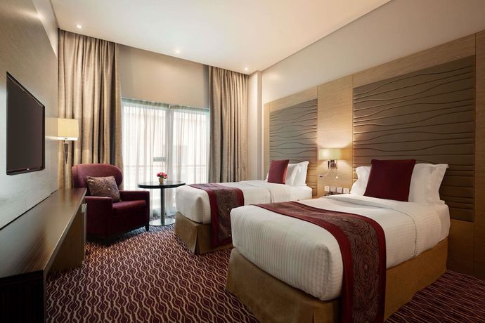 Imagen de la habitación del Hotel Ramada By Wyndham Manama City Centre. Foto 2