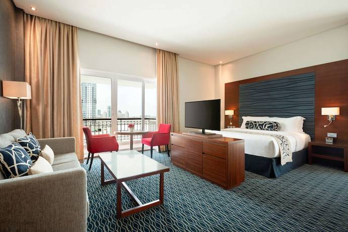 Imagen de la habitación del Hotel Ramada By Wyndham Manama City Centre. Foto 18