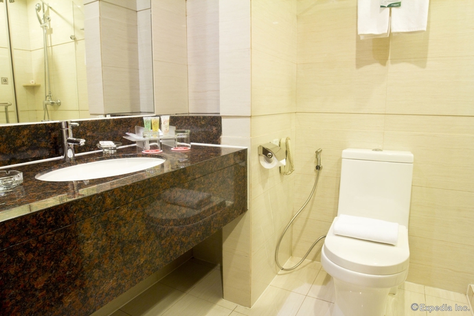 Imagen de la habitación del Hotel Ramada By Wyndham Manila Central. Foto 5