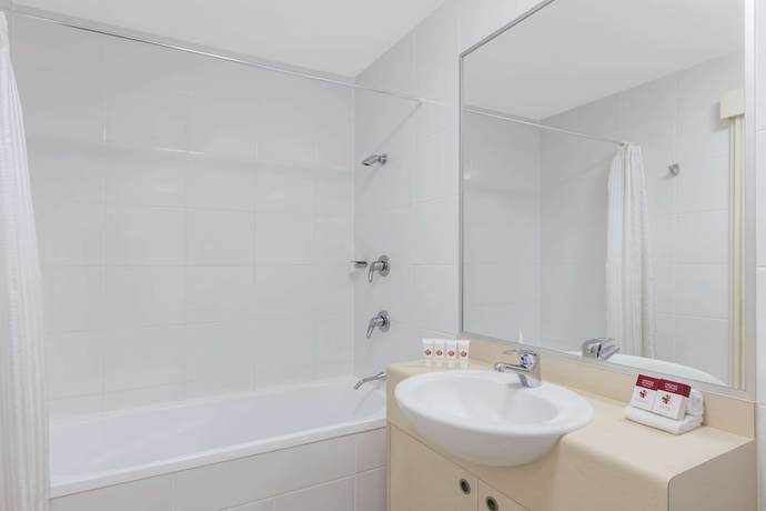 Imagen de la habitación del Hotel Ramada By Wyndham Marcoola Beach. Foto 5