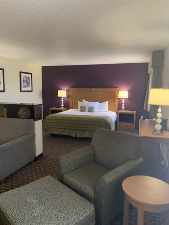 Imagen de la habitación del Hotel Ramada By Wyndham Marquette. Foto 7