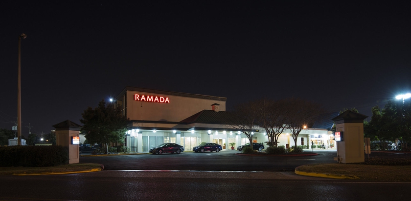 Imagen general del Hotel Ramada By Wyndham Metairie New Orleans Airport. Foto 1