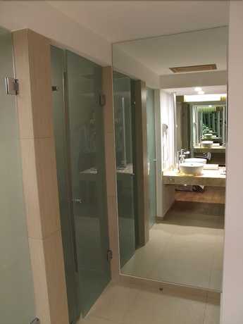 Imagen de la habitación del Hotel Ramada By Wyndham Mexico City Santa Fe. Foto 17