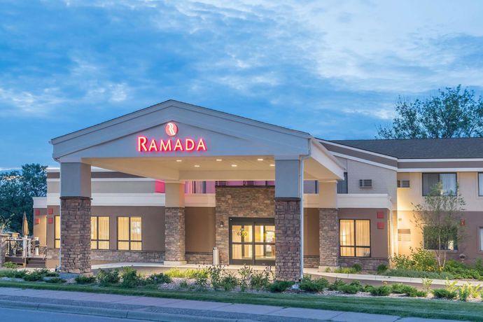 Imagen general del Hotel Ramada By Wyndham Minneapolis Golden Valley. Foto 1