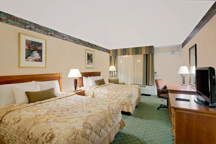 Imagen de la habitación del Hotel Ramada By Wyndham Mitchell & Conference Cent. Foto 9