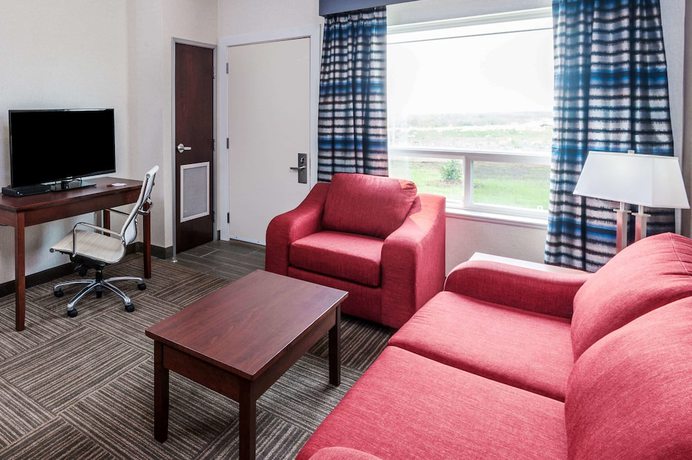 Imagen de la habitación del Hotel Ramada By Wyndham Moose Jaw. Foto 11