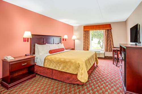 Imagen de la habitación del Hotel Ramada By Wyndham Murfreesboro. Foto 3