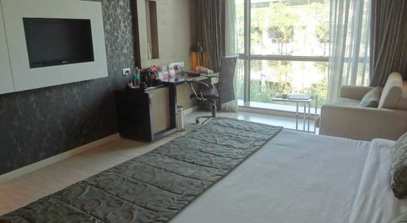 Imagen de la habitación del Hotel Ramada By Wyndham Navi Mumbai. Foto 19